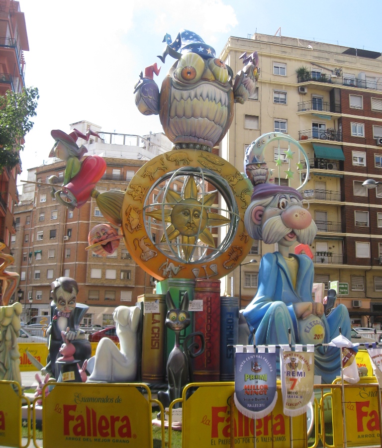 Totfalles: Av. Pérez Galdós-Calixto III